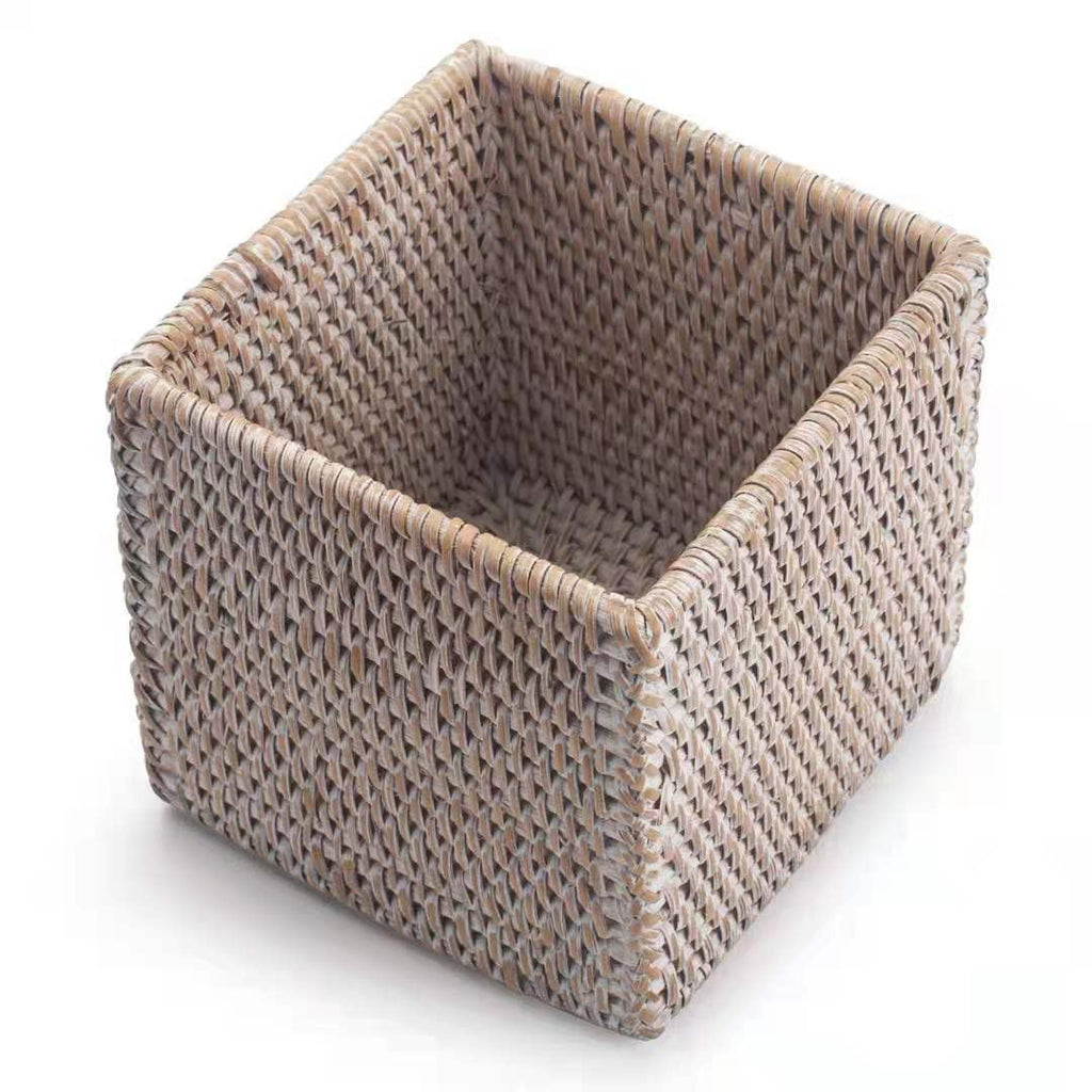 2 Pack Rattan Tissue Box Cover Square, Hand Woven Wicker Tissue Holder, 5.5 x 5.5 X 5.7 inch, Whitewash