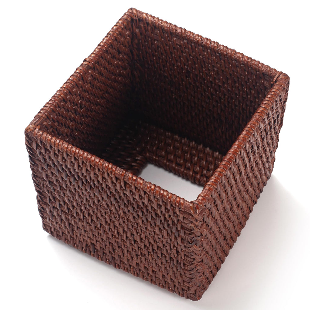 2 Pack Square Rattan Tissue Box Cover, Hand Woven Wicker Tissue Holder, 5.5 x 5.5 X 5.7 inches, Brown